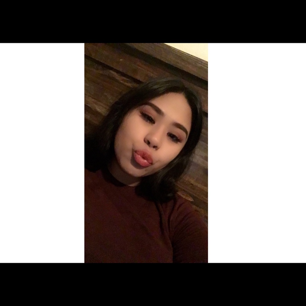 Meet your Posher, Vanessa